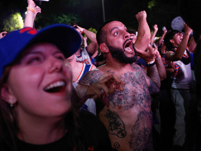 Kena Betancur _ AFP via Getty Images