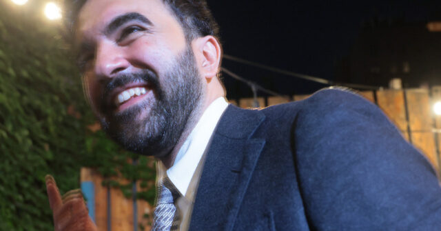 Mamdani Antoinette: NYC Mayor Celebrates Rent Freeze with Cake