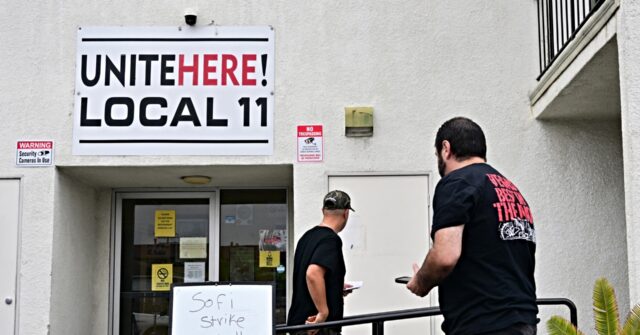 ICE-Free Zone Demanded by Striking Workers Threatens L.A.'s 