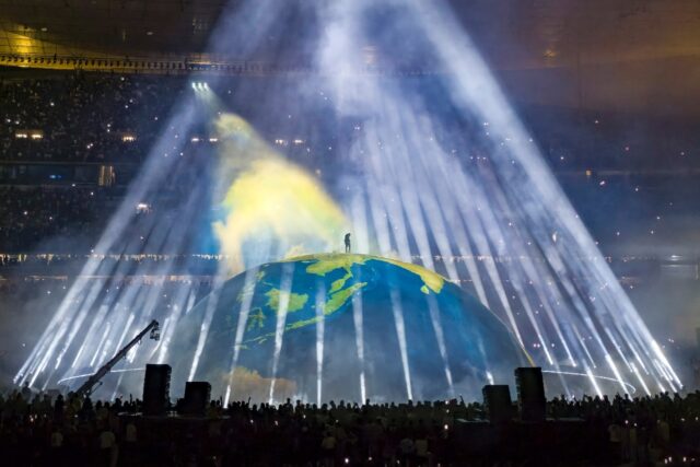 Nearly 120,000 fans attended US rapper Kanye West's show in Istanbul