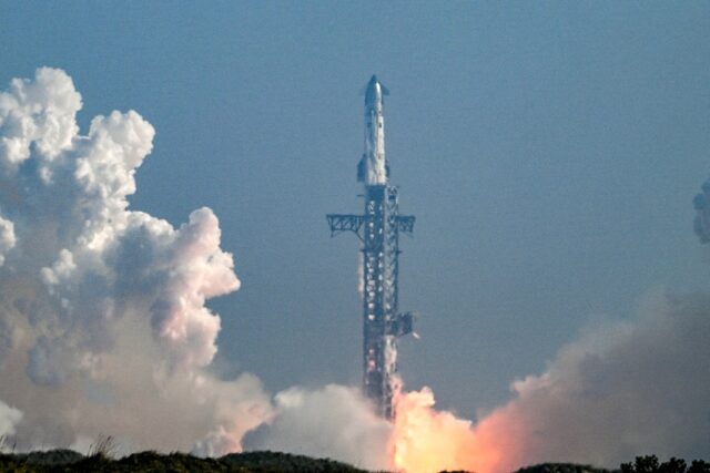 SpaceX says its 'growth strategy is highly dependent' on its massive Starship ro