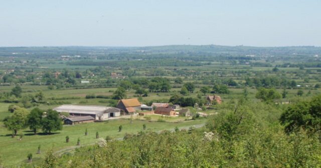 Village Looks to Secede From UK over Planned Asylum Seeker Centre