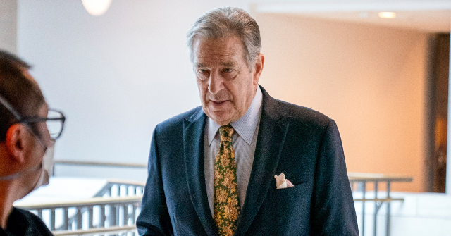 Ο Paul Pelosi έχει κατηγορηθεί για χτύπημα και τρέξιμο και αντιμετωπίζει ποινή φυλάκισης έως και 6 μηνών.