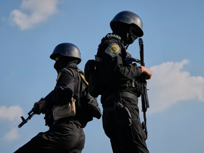 Title: Iran War Image ID: 26091481722963 Article: Iranian police special forces stand guar