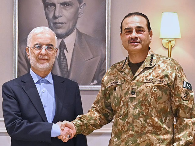Iranian Official Meets Mediators in Pakistan on Tenth Day of Renewed Conflict