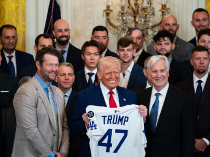 LA Times Writer Rebukes Dodgers for Visiting White House: ‘Are the Dodgers Tone Deaf?’