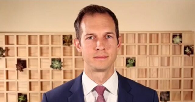 Must Accept Strait 'Not Going to Be Free and Open' to Keep Iran 'From Becoming a Quagmire'