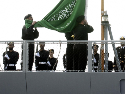 Saudi Navy marines raise the Saudi flag aboard frigate "Mecca", 03 April 2004 in the Frenc