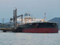 Gulf Nations Accelerate Efforts to Bypass Iran and Strait of Hormuz