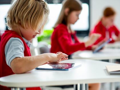 Kids using Google in school