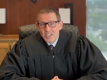 Judge Urges SCOTUS to Give ‘Benchslaps’ for 9th Circuit’s Gun Rulings