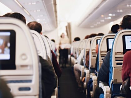 A Spanish commercial airline pilot on Sunday pranked his Argentine passengers, making them