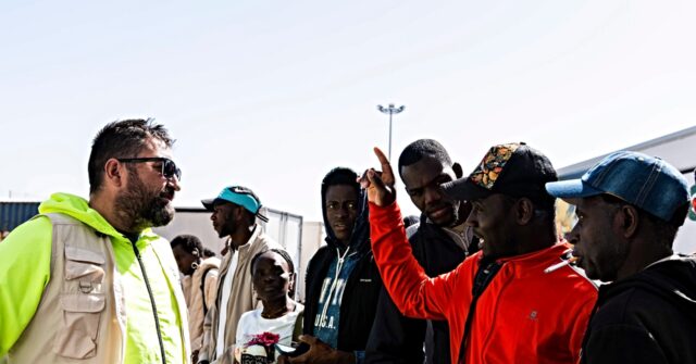 Report: Nearly 300 Detained Illegal Migrants in Spain Seek Mass Amnesty
