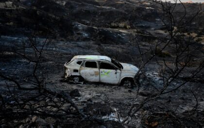Vehicles were left burnt in Bedar