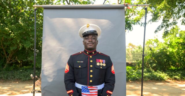 150 people from 50 countries become US citizens at Mount Vernon on America’s 250th birthday