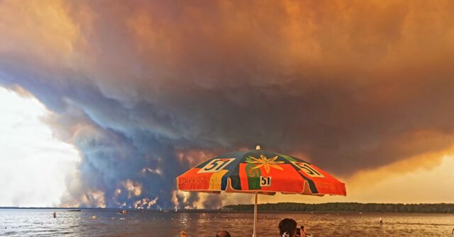WATCH: Wildfires Force Evacuation of 60,000+ Europeans in Wake of Historic Heat Wave
