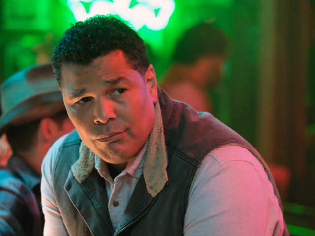 PERFECT HARMONY -- "No Time For Losers" Episode 102 -- Pictured: Geno Segers as