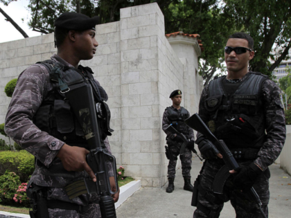 Dominican police officers tighten security at the US embassy in Santo Domingo on May 3, 20