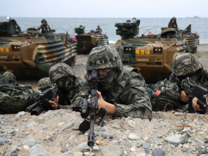 POHANG, SOUTH KOREA - SEPTEMBER 02: South Korean marines participate in the Ssangyong (dou