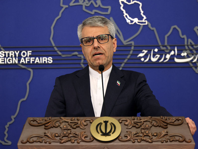 Iran Denies Reports of Peace Talks with U.S.: Only Talking to Oman