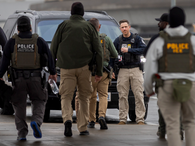 GettyImages-2267877946 NEW YORK, NY, UNITED STATES - 2026/03/23: ICE (Immigration and Customs Enforcement) Agents