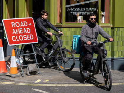 ‘The Deliveroo Law’: Reform Vows to Jail Executives of Illegal Migrant-Employing Compan