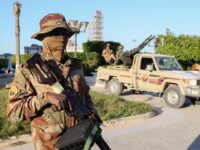 Libyan Prison Inmates Stage Mass Escape During Factional Clashes