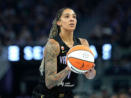 Gabby Williams #1 of the Golden State Valkyries shoots a foul shot against the Toronto Tem
