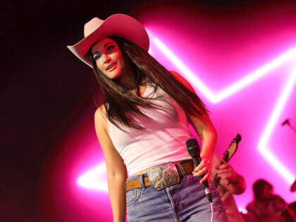Video: Kacey Musgraves Faces Boycott Backlash After Asking Fans to Donate to Fund for Children of P