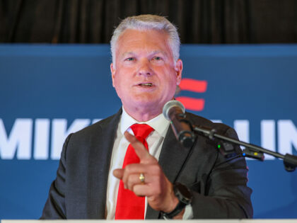 JACKSON, GEORGIA - MAY 19: Republican U.S. Senate candidate Mike Collins speaks to support