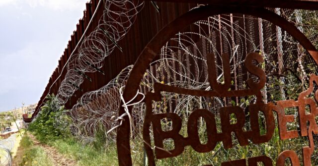 Nolte: July Deadliest Month Along Mexico-Arizona Border in 'Two Years'