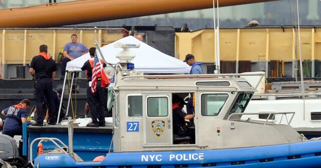Video: A Woman and Infant Dead After Boat Loaded With 14 Passengers Capsizes Near the Statue of Liberty