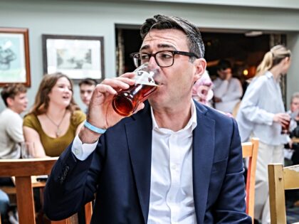 Prime Minister Andy Burnham visits the Hare inn in Harlow, Essex with the Chancellor John