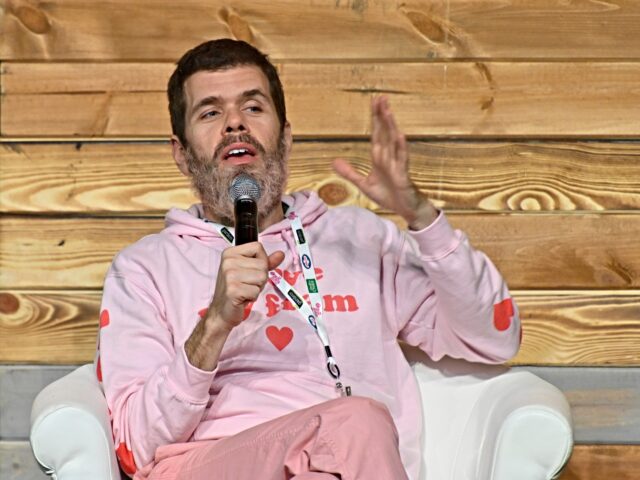 Video: Celebrity Blogger Perez Hilton ‘Covered in Blood’ on Livestream, Hospitalized After Poli