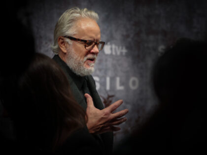 Actor Tim Robbins Warns Democrats to Drop the Fake Outrage and ‘Get Their Stuff Together̵