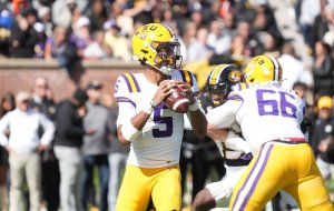 Jadyen Daniels tells LSU to halt his NIL use after cornerback gets No. 5