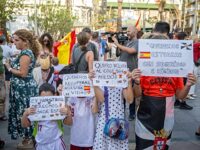 Watch: Ceuta Residents Form Human Chain to Protest New Migrant Shelter