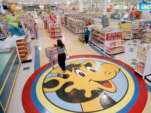 Toys ‘R’ Us to Open 120 Standalone Stores Nationwide by Holiday Season