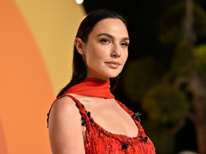 Gal Gadot arrives at the Vanity Fair Oscar Party on Sunday, March 2, 2025, at the Wallis A