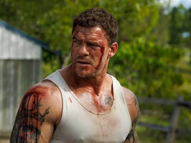 Alan-Ritchson-in-Runner.jpg