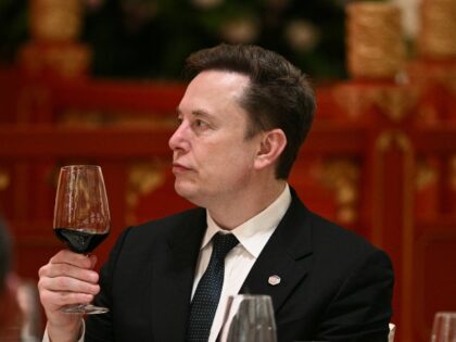 Elon Musk praises China
