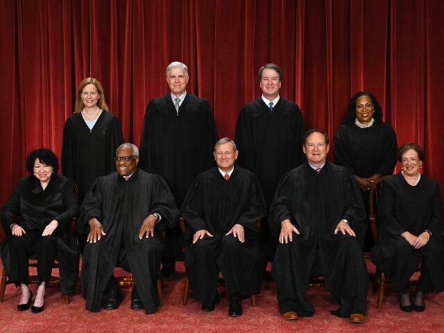 US-JUSTICE-SUPREME-COURT-GROUP-PHOTO Justices of the US Supreme Court pose for their official photo at the Supreme Court in Was