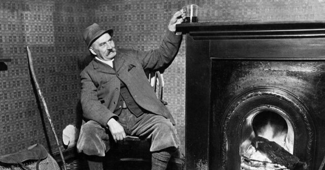 British Countryside Pubs, Beer, and Dogs a ‘Far-Right’ Fantasy, Claims Labour Gov’t Minister