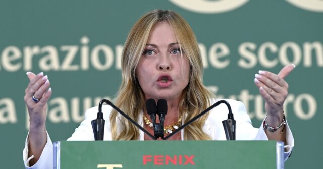 Meloni to Ban Burqas in Schools, Limit Number of Migrants in Classrooms