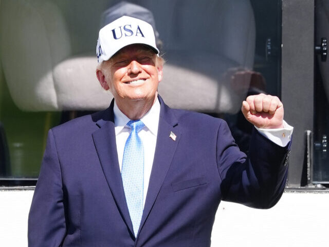 GOLF: SEP 27 Presidents Cup MEDINAH, IL - SEPTEMBER 27: The 45th and 47th President of the United States Donald J. Tru