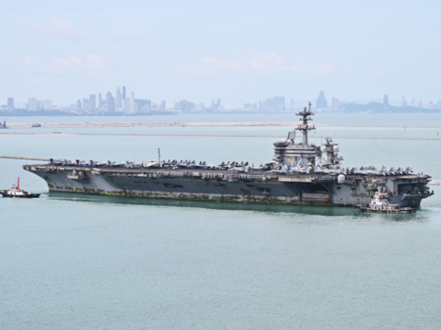 US-Warship-Targeted-by-Iran.jpeg