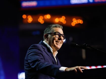 Adam Carolla Trolls Democrat ‘Land Acknowledgments’ at GOP Midterm Convention: ‘This Is the G