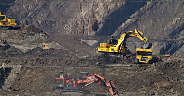 breitbart.com - Simon Kent - King Coal Defies Doomers to Rule the Energy Industry with Record Sales