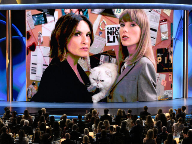 emmyratings US director Mariska Hargitay and US singer Taylor Swift and her cat Olivia Benson appear o