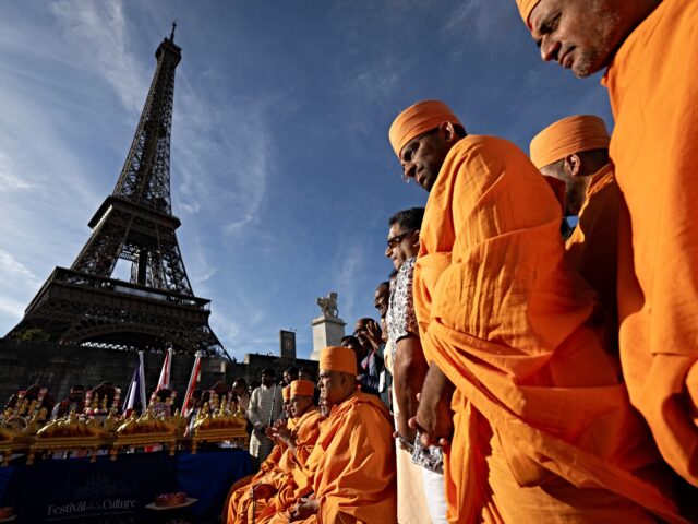 Bochasanwasi Akshar Purushottam Swaminarayan Sanstha (BAPS) Hindu monks take part in a rel